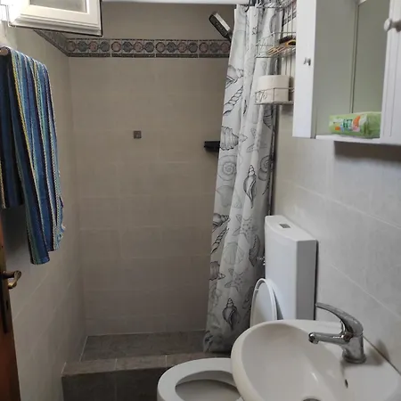 Sarakiniko House Apartament