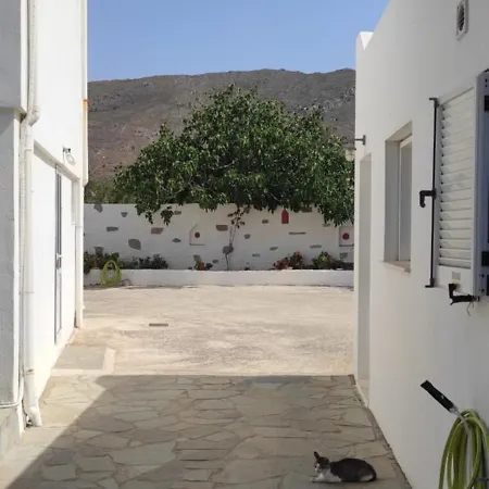 Apartament Sarakiniko House Gavrio